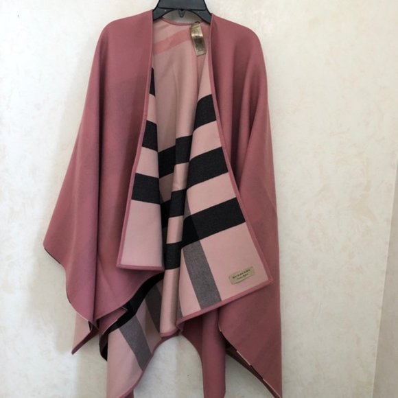 $950 burberry reversible wool check wrap NWT - Picture 5 of 13
